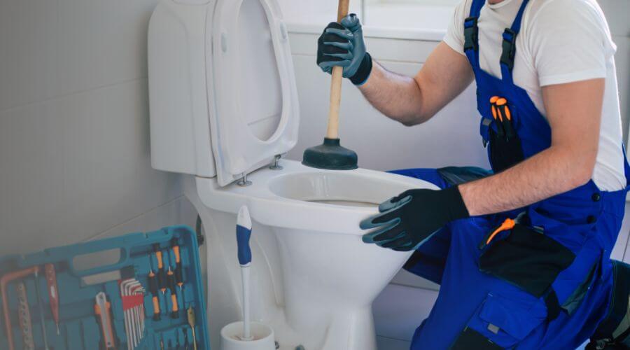 sewer line plumber in South Dos Palos, CA